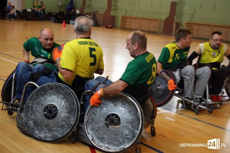 Trwa turniej rugby na wózkach (zdjęcia, wideo)