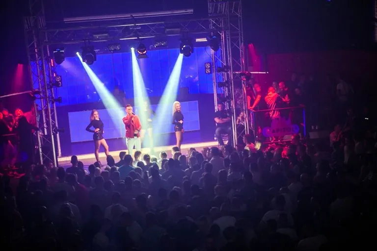Mario Bischin w klubie Capitol (zdjęcia)