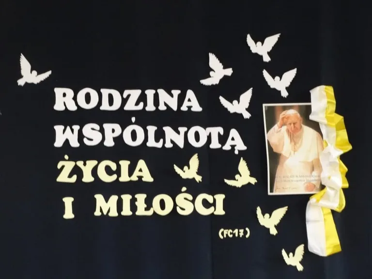 XV Dzień Papieski w SP1 (zdjęcia)
