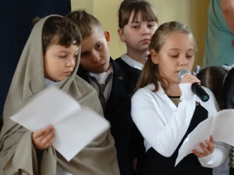 XV Dzień Papieski w SP1 (zdjęcia)
