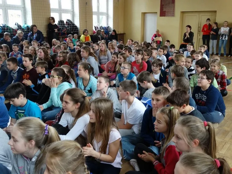 XV Dzień Papieski w SP1 (zdjęcia)