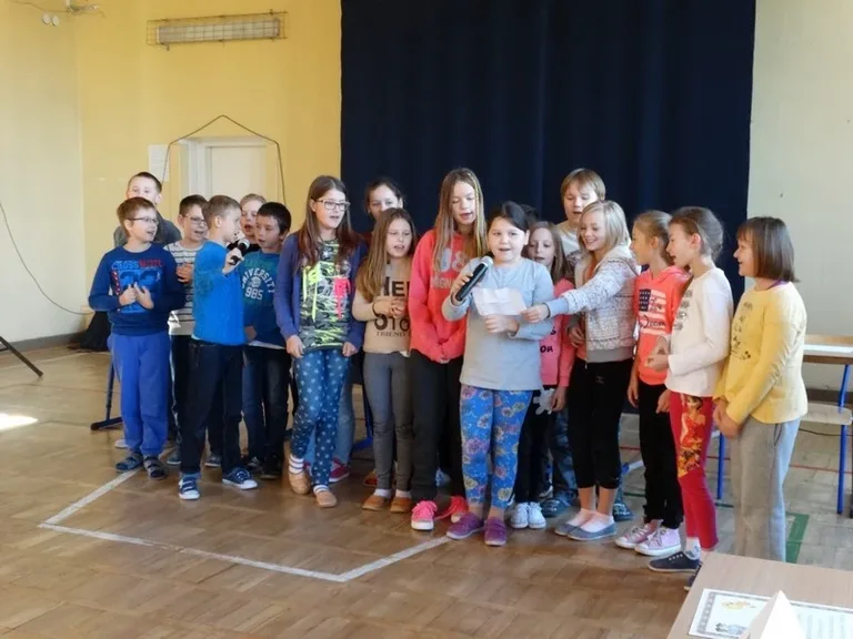 Otrzęsiny klas czwartych w SP1 (zdjęcia)