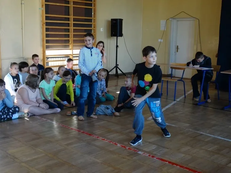 Otrzęsiny klas czwartych w SP1 (zdjęcia)
