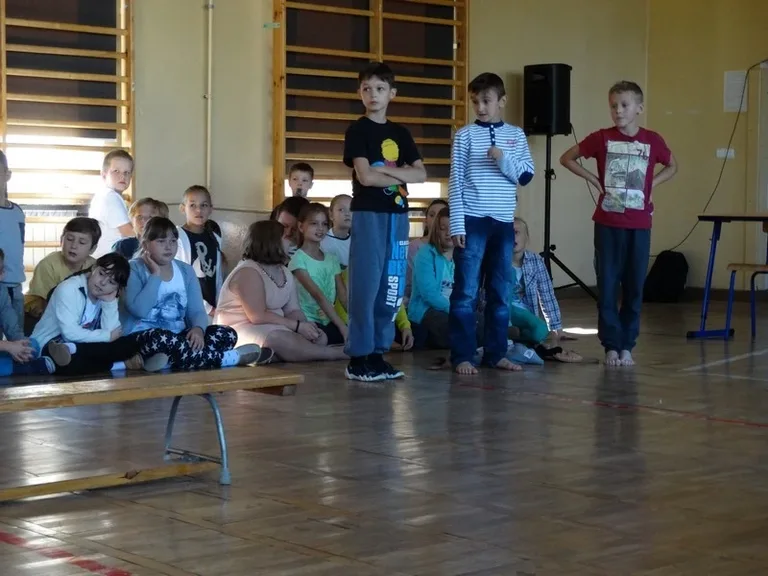 Otrzęsiny klas czwartych w SP1 (zdjęcia)
