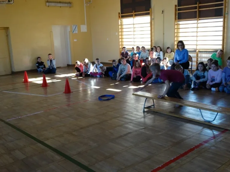 Otrzęsiny klas czwartych w SP1 (zdjęcia)