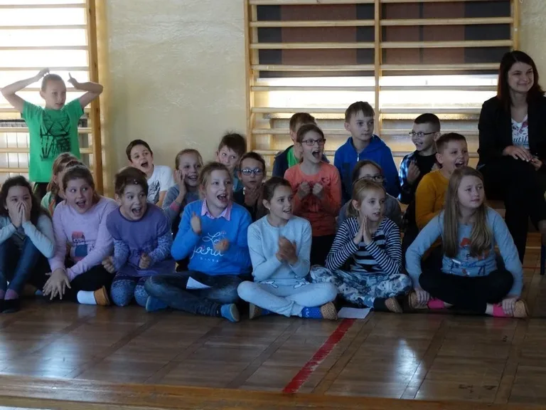 Otrzęsiny klas czwartych w SP1 (zdjęcia)