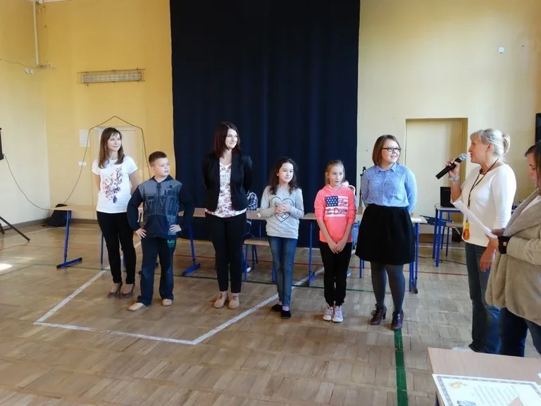 Otrzęsiny klas czwartych w SP1 (zdjęcia)