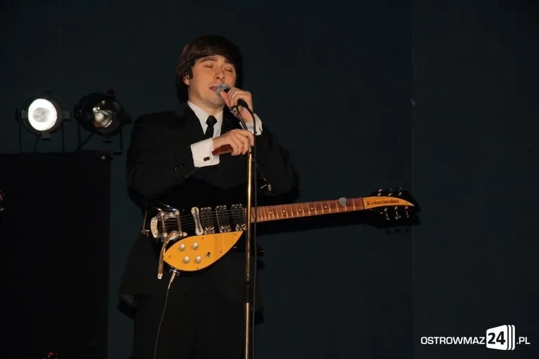 Muzyka The Beatles w Ostrowi Maz. (zdjęcia, wideo)