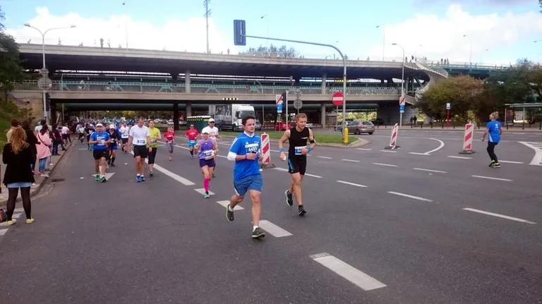 Debiut braci na maratonie warszawskim (zdjęcia)