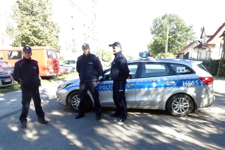 Ewakuacja uczniów ZSP nr 3 (zdjęcia)