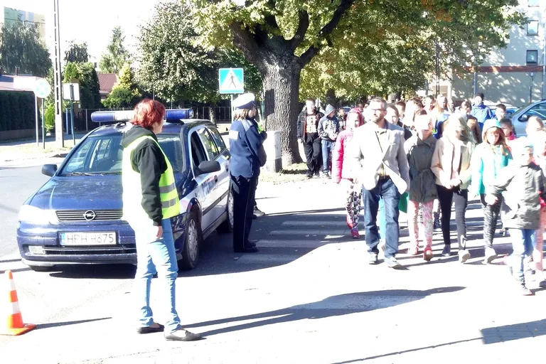 Ewakuacja uczniów ZSP nr 3 (zdjęcia)