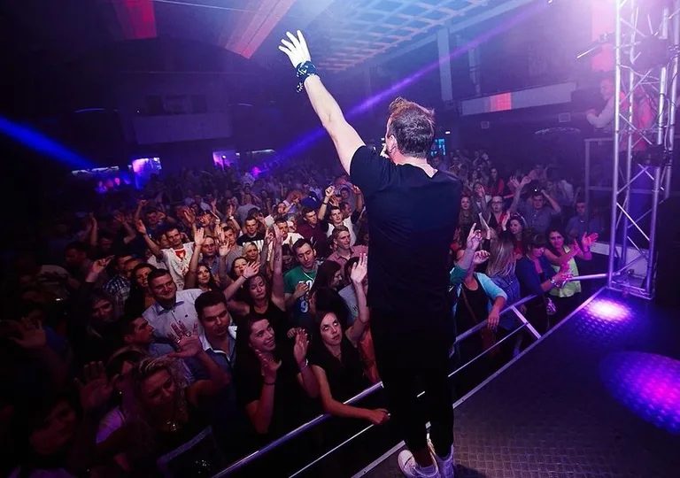 Zespół Weekend w klubie Capitol (zdjęcia)