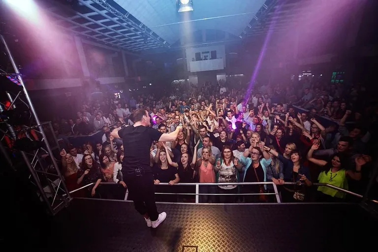 Zespół Weekend w klubie Capitol (zdjęcia)