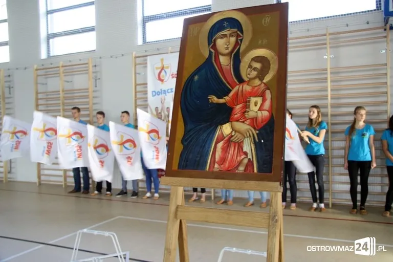 Znaki Światowych Dni Młodzieży (zdjęcia)