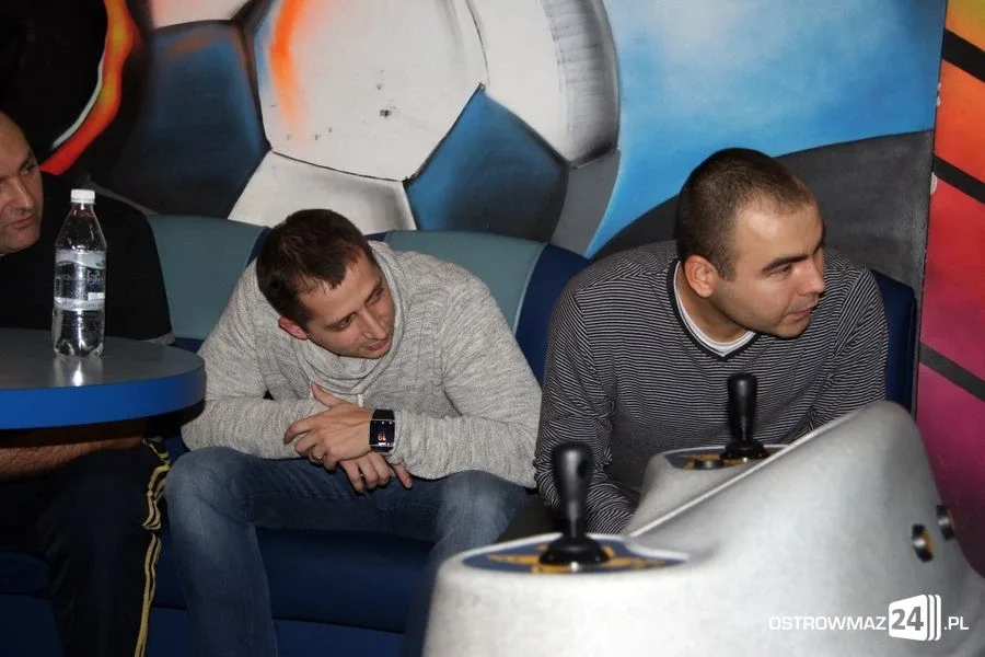 "Sąsiedzi" na czele ligi bowlingowej (zdjęcia)