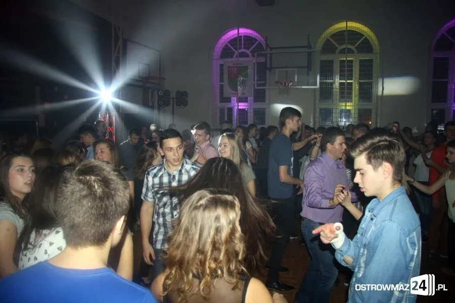 Dyskoteka w "Koperniczku" (zdjęcia, wideo)