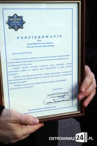 Nowe radiowozy w ostrowskiej policji (zdjęcia)