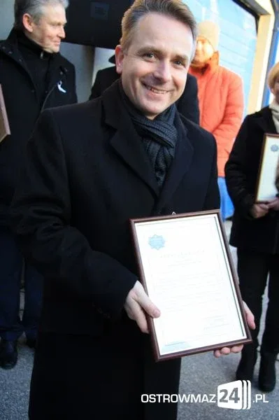 Nowe radiowozy w ostrowskiej policji (zdjęcia)