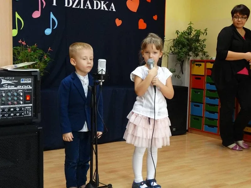 Śpiewająco w Miejskim Przedszkolu nr 1 (zdjęcia)