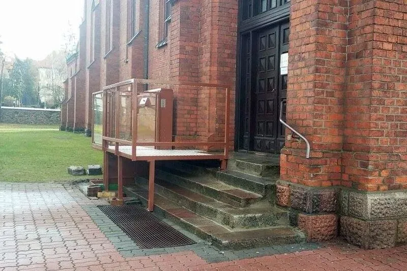 Podnośnik w ostrowskiej parafii (zdjęcia)