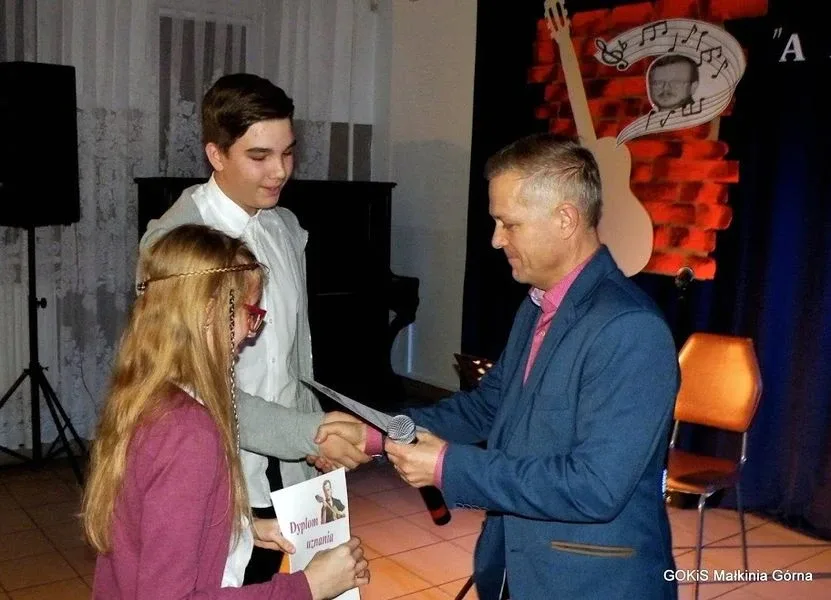 Koncert pieśni Jacka Kaczmarskiego w Małkini