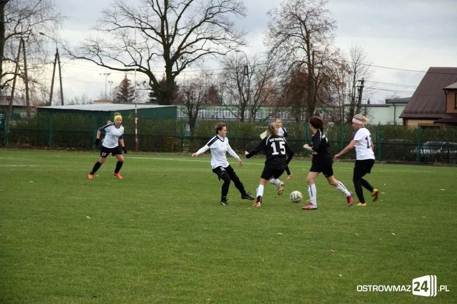 III liga kobiet: Ostrovia lepsza od DAF Płońsk (zdjęcia)