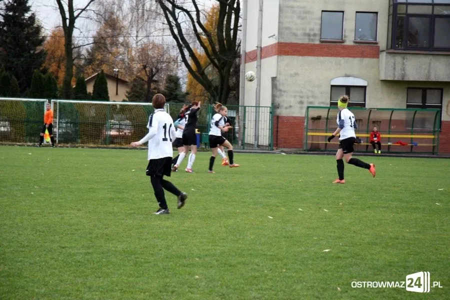 III liga kobiet: Ostrovia lepsza od DAF Płońsk (zdjęcia)