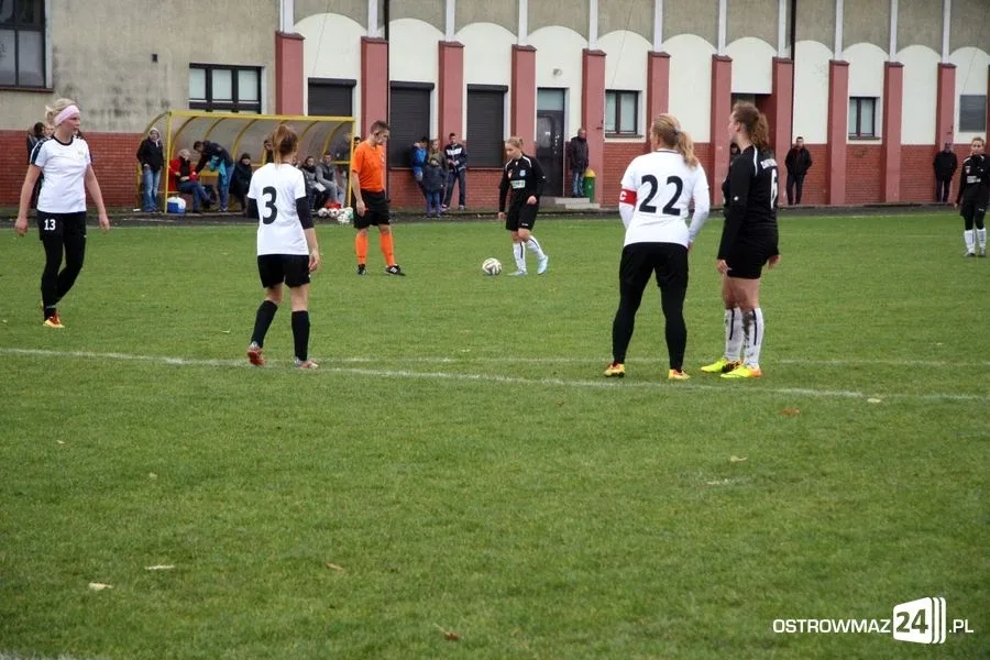 III liga kobiet: Ostrovia lepsza od DAF Płońsk (zdjęcia)
