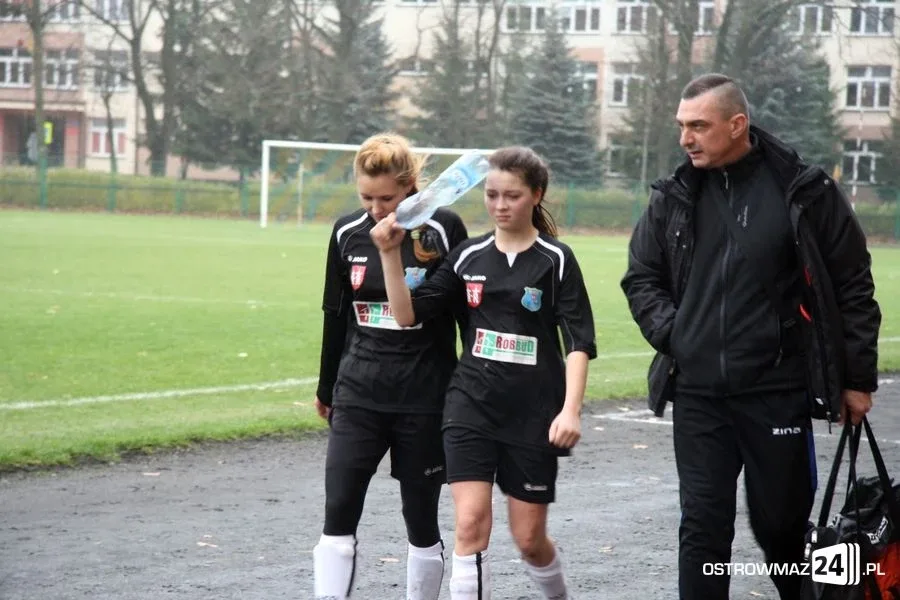 III liga kobiet: Ostrovia lepsza od DAF Płońsk (zdjęcia)