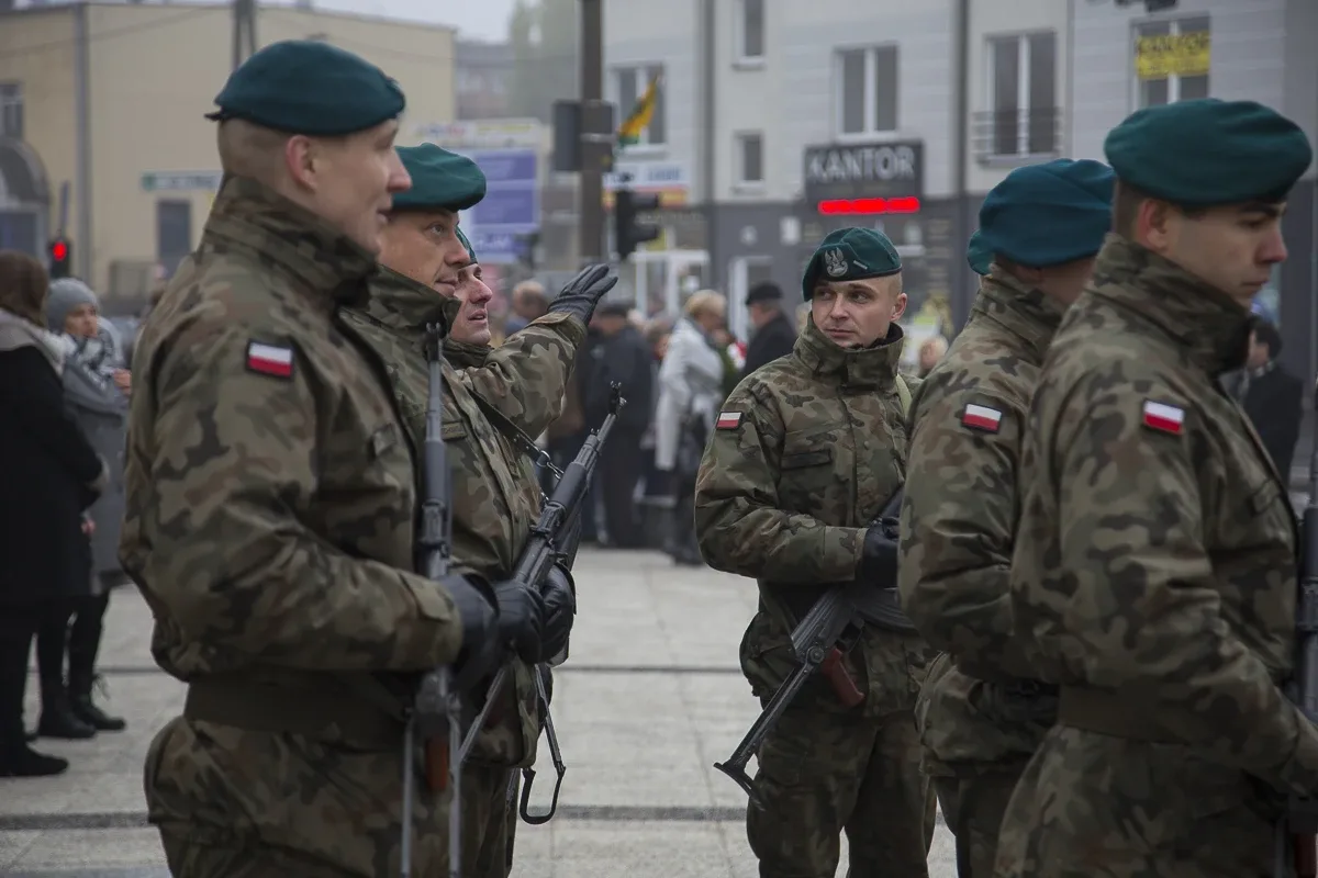 Uroczyste odsłonięcie pomnika ŻW (zdjęcia, wideo)
