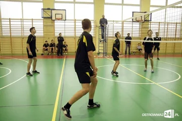 Miejska liga siatkówki chłopców (zdjęcia)
