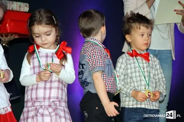 Dzieci śpiewały dla babć i dziadków (zdjęcia, wideo)