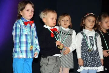 Dzieci śpiewały dla babć i dziadków (zdjęcia, wideo)