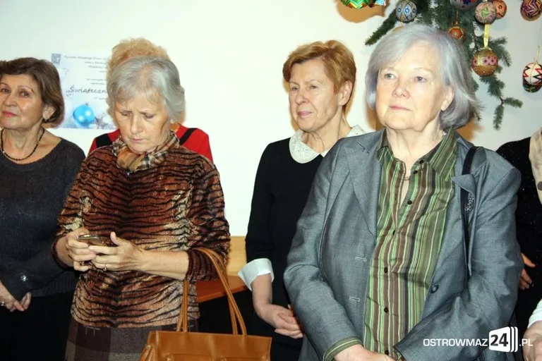 Wystawa bombek Klubu Kolorowej Nitki (zdjęcia)