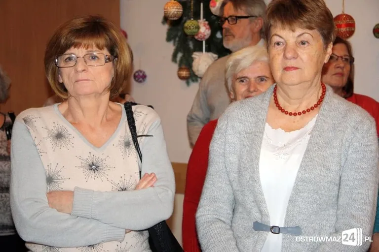 Wystawa bombek Klubu Kolorowej Nitki (zdjęcia)