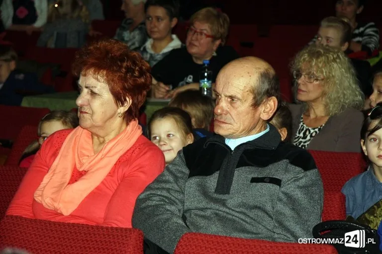 Dzieci śpiewały dla babć i dziadków (zdjęcia, wideo)