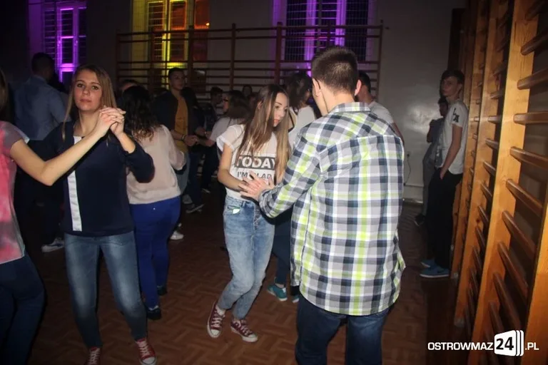 Dyskoteka w "Koperniczku" (zdjęcia, wideo)