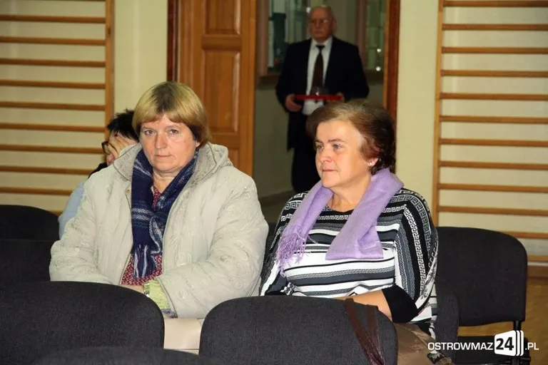 Ruch Kontroli Wyborów w Ostrowi (zdjęcia)