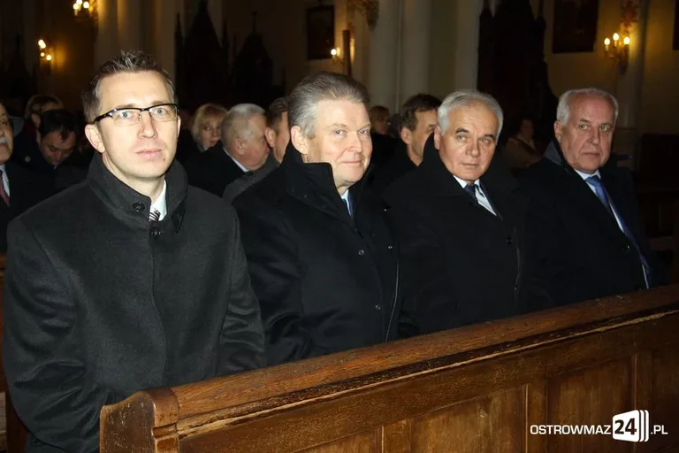 Samorządowcy z całego powiatu uczcili zmarłych