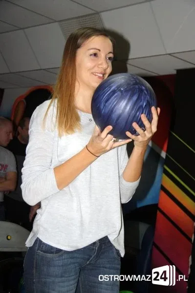 "Sąsiedzi" na czele ligi bowlingowej (zdjęcia)