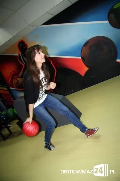 "Sąsiedzi" na czele ligi bowlingowej (zdjęcia)
