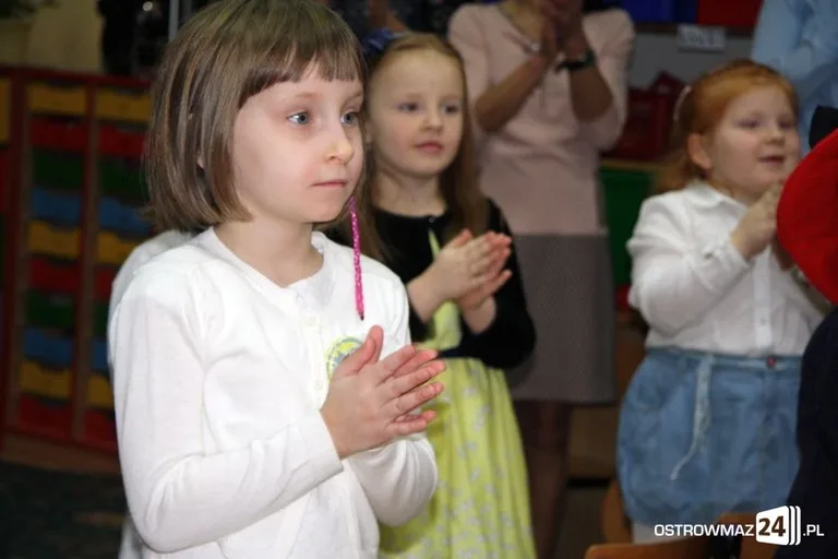Przegląd piosenki religijnej (zdjęcia, wideo)