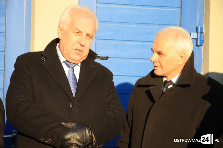 Nowe radiowozy w ostrowskiej policji (zdjęcia)