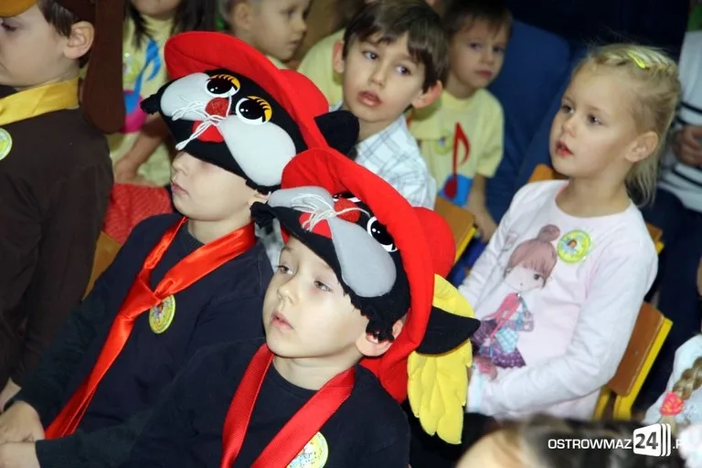 Przegląd piosenki religijnej (zdjęcia, wideo)
