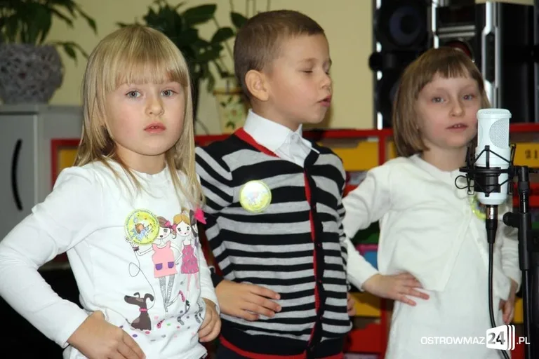 Przegląd piosenki religijnej (zdjęcia, wideo)