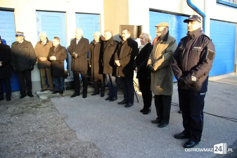 Nowe radiowozy w ostrowskiej policji (zdjęcia)
