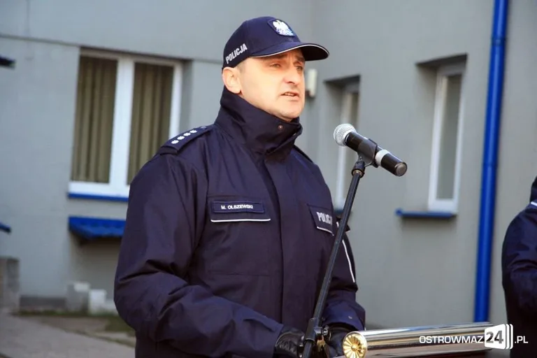 Nowe radiowozy w ostrowskiej policji (zdjęcia)