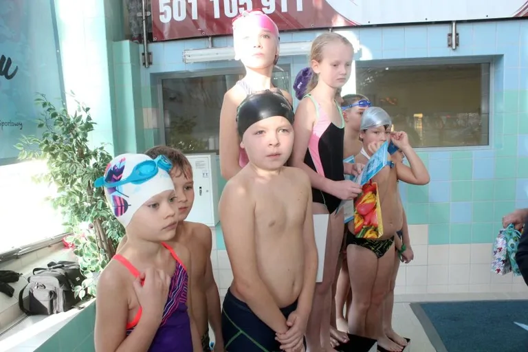 Pływacy walczyli w mistrzostwach (zdjęcia, wideo)