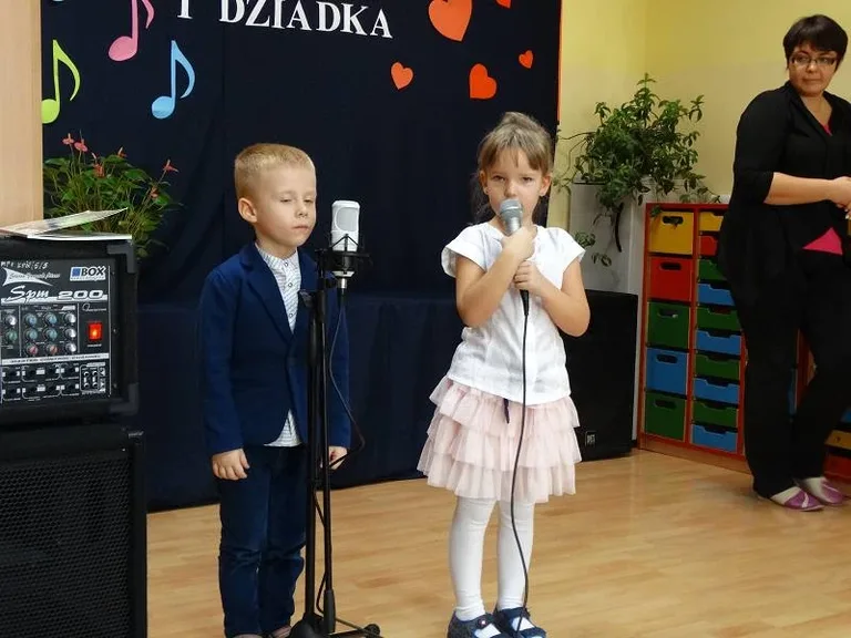 Śpiewająco w Miejskim Przedszkolu nr 1 (zdjęcia)
