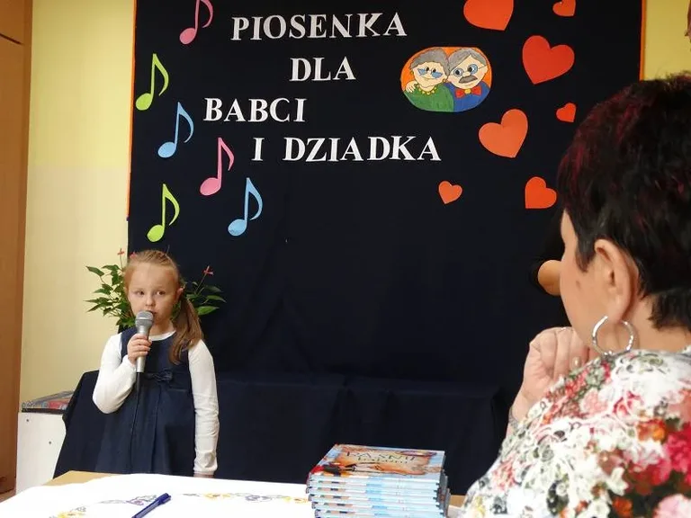 Śpiewająco w Miejskim Przedszkolu nr 1 (zdjęcia)